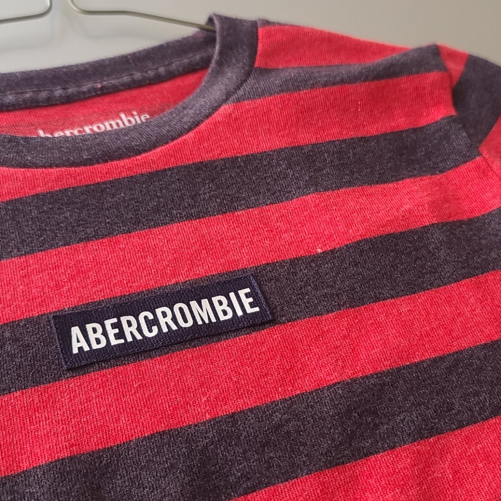 Abercrombie Charcol Gray Red Rugby Striped Long Sleeve Tee Boys 7 8 7/8